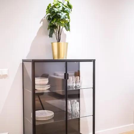 Distinct 2 Bedroom Serviced 84m2 -vp2d-