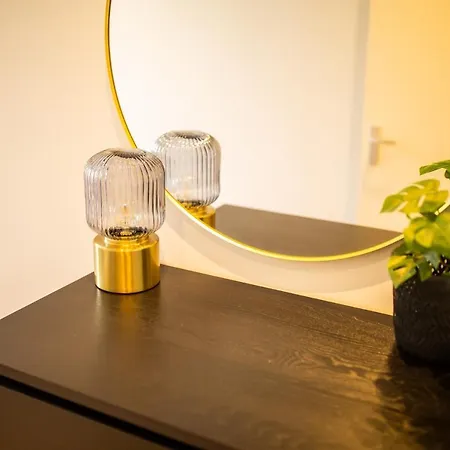 Distinct 2 Bedroom Serviced 84m2 -vp2d- Appartamento Rotterdam