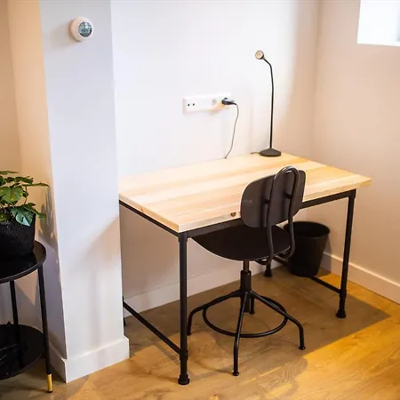 Distinct 2 Bedroom Serviced 84m2 -vp2d- *